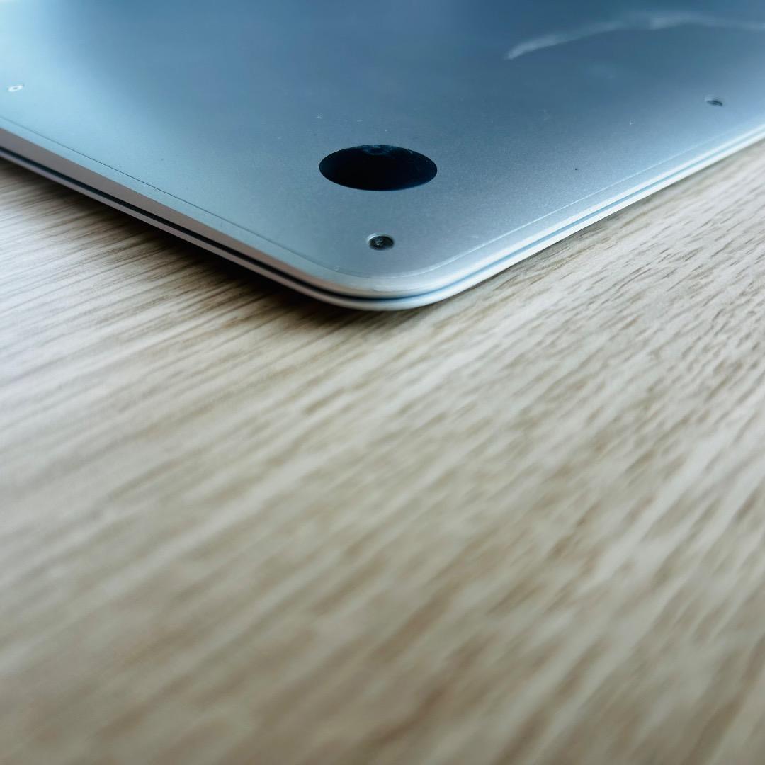 MacBookAir シルバー 1.8inch A1466 2017年モデル