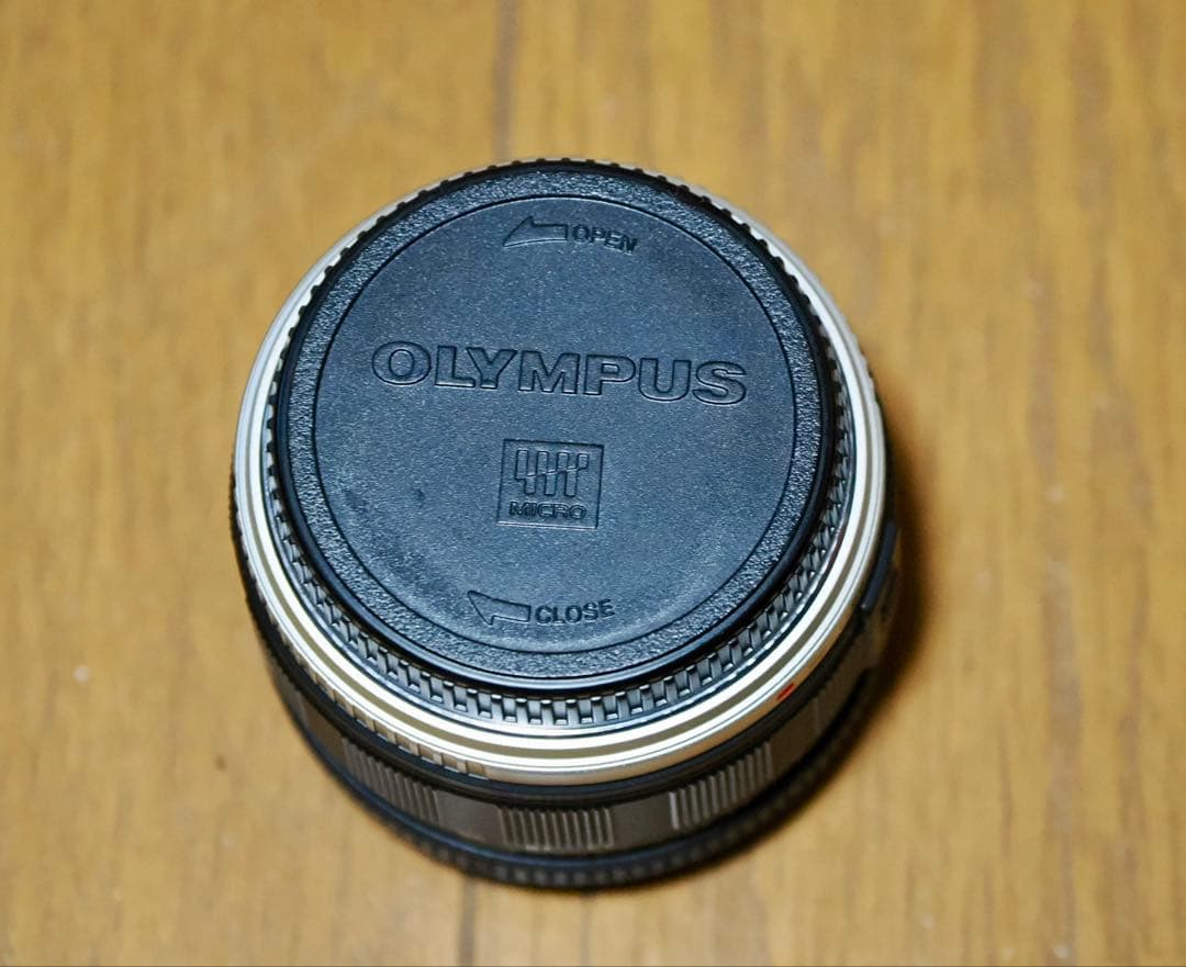 OLYMPUS PEN E-P1 ツインレンズキット(17mm+1442mm)