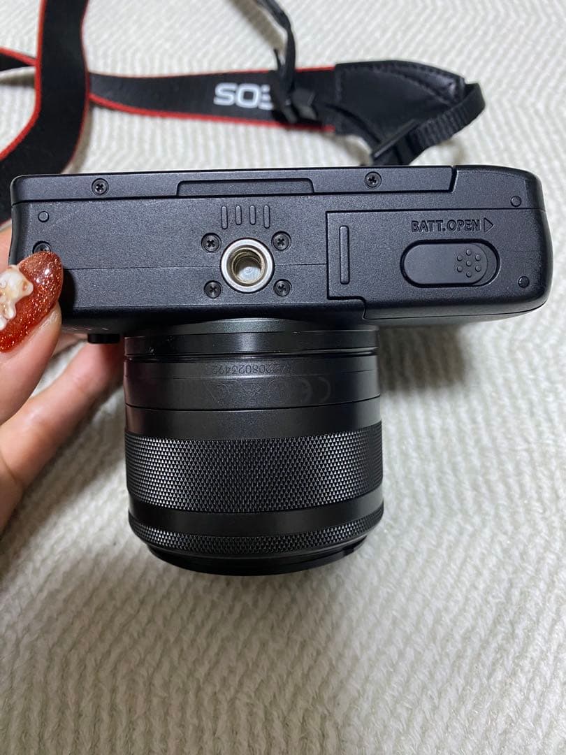 【お値下げ中★】Canon EOS M 10ミラーレス一眼 15-45mm