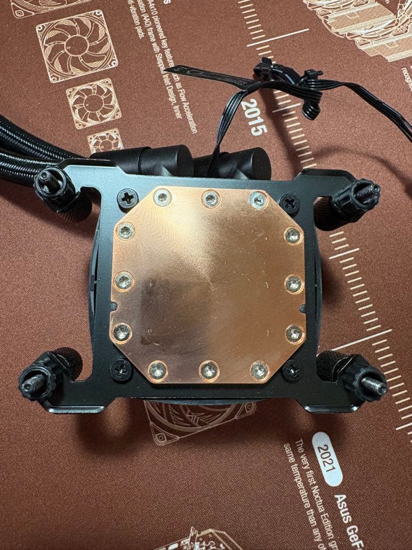 簡易水冷　EKWB Nucleus AIO CR240 Dark