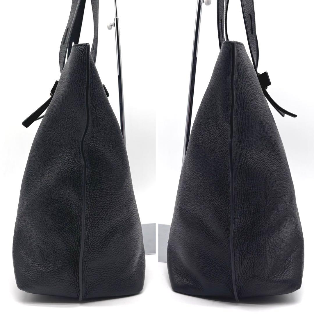 ✨美品✨フルラ　ジョーヴェ　トートバッグ　　A4可　2way　舟型　自立　黒