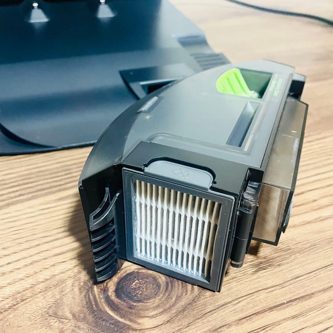 iRobot Roomba j7+ 自動ゴミ収集機能付き