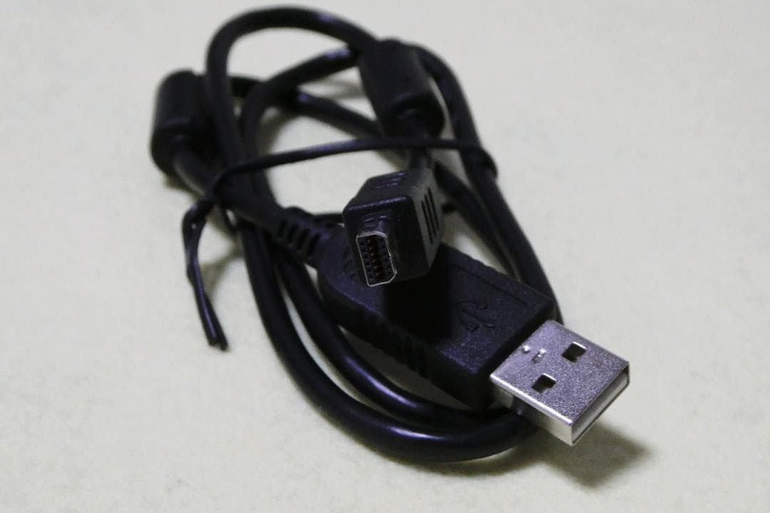 デジタルカメラ　ＯＬＹＭＰＵＳ　ＳＨ－６０