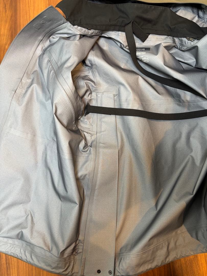 【値下げ】ACRONYM 3L GORE-TEX PRO J1B-GT Lサイズ