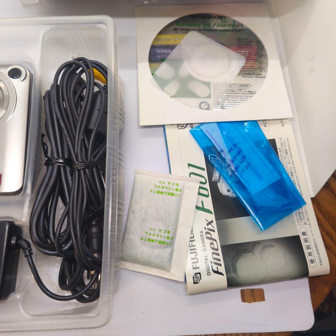 フジフィルム　Finepix　F601