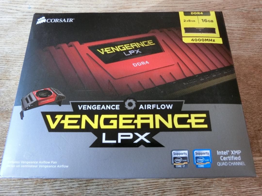 メモリー CORSAIR DDR4-4000MHz Vengeance LPX 16GB