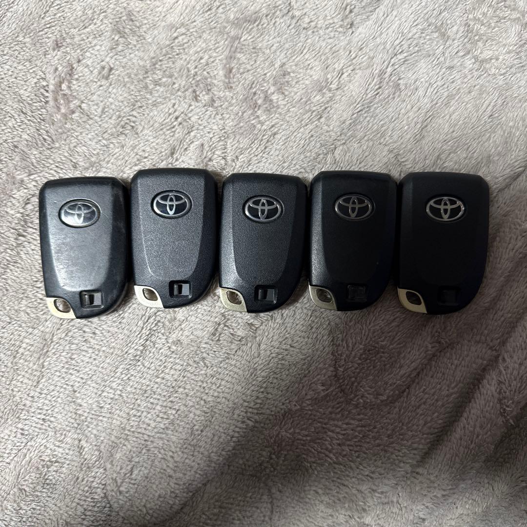 TOYOTA 5個セット　ハイエース　レジアスエース　トヨタ　スマートキー