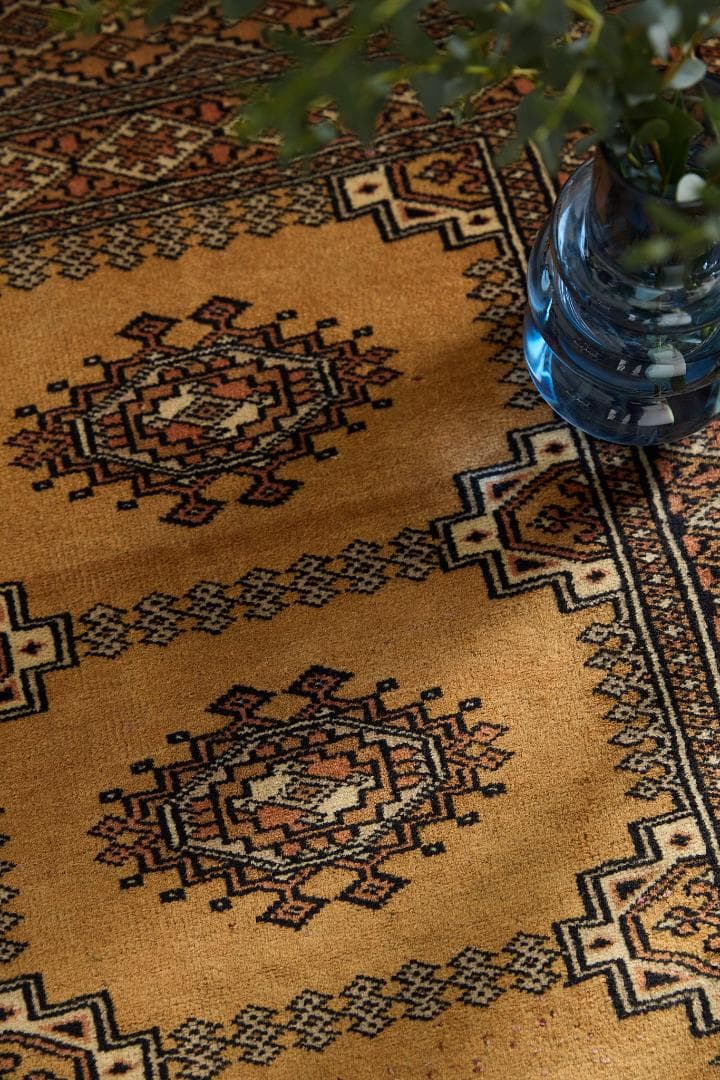 ヴィンテージラグ　トライバルラグ　パキスタン産（93×60cm）アース　黃　茶