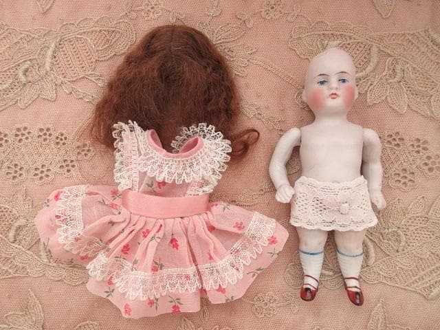 アンティーク　ミニョネット　☆　ビスクドール　オールビスク