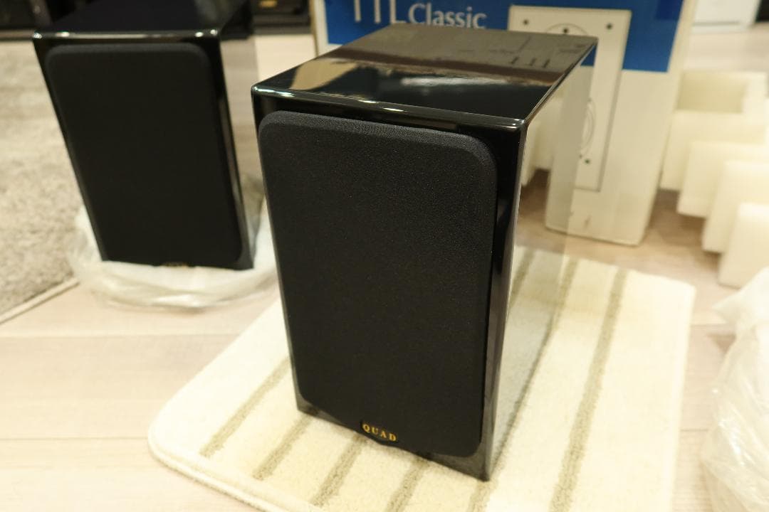 QUAD 11L Classic Signature ピアノブラック ☆ 美品！
