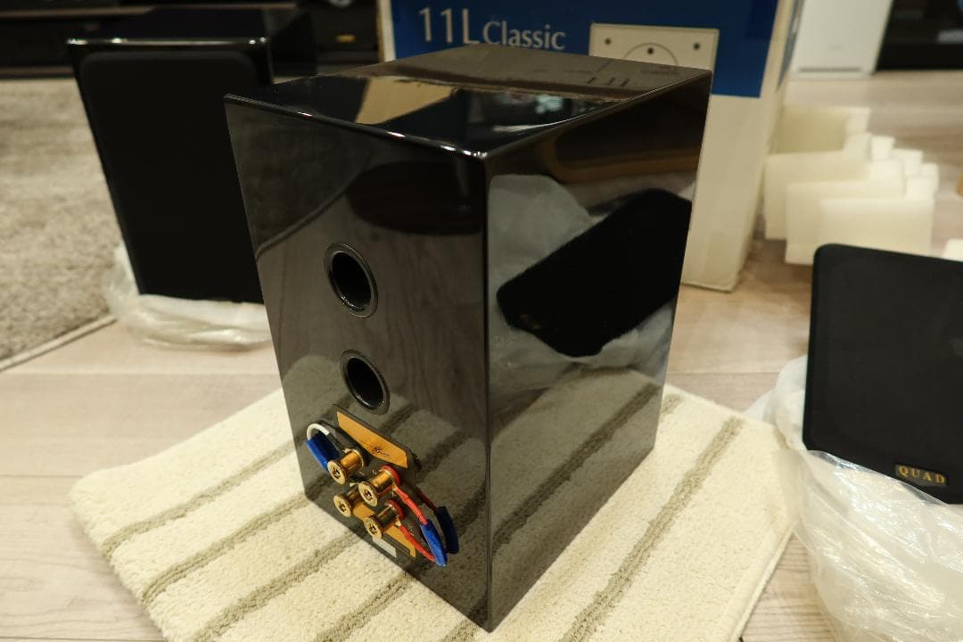 QUAD 11L Classic Signature ピアノブラック ☆ 美品！