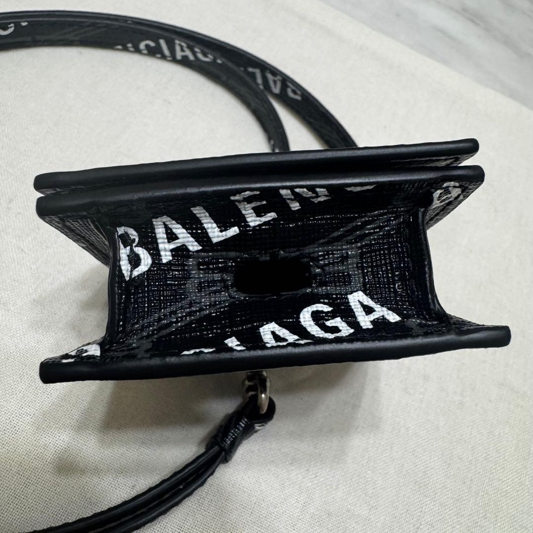 最終価格❗️正規品 BALENCIAGA AirPods第3世代ホルダーストラップ