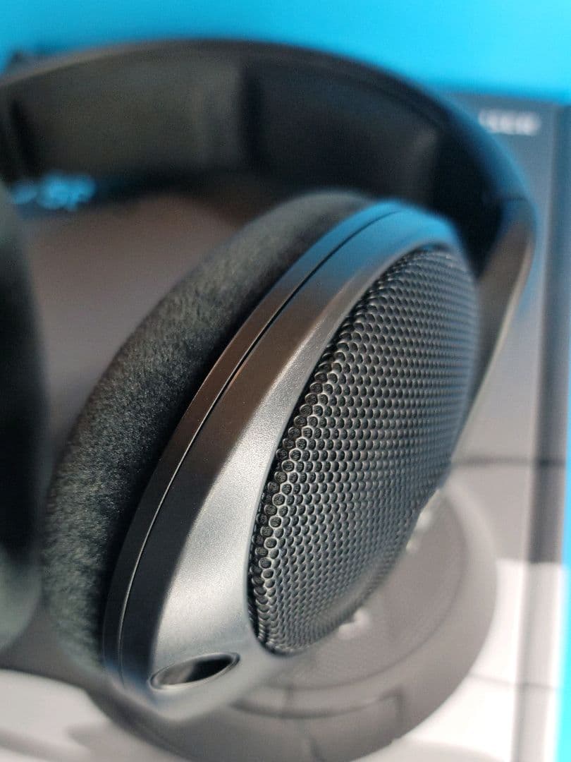 【美品】SENNHEISER ゼンハイザー HD 560S （新）