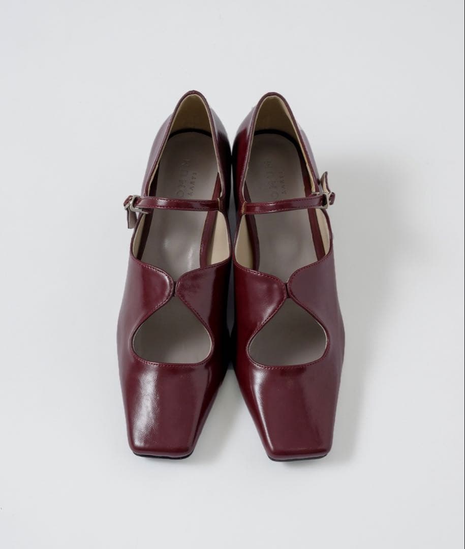新品 POMUM&ARTS squaretoe maryjane pumps M