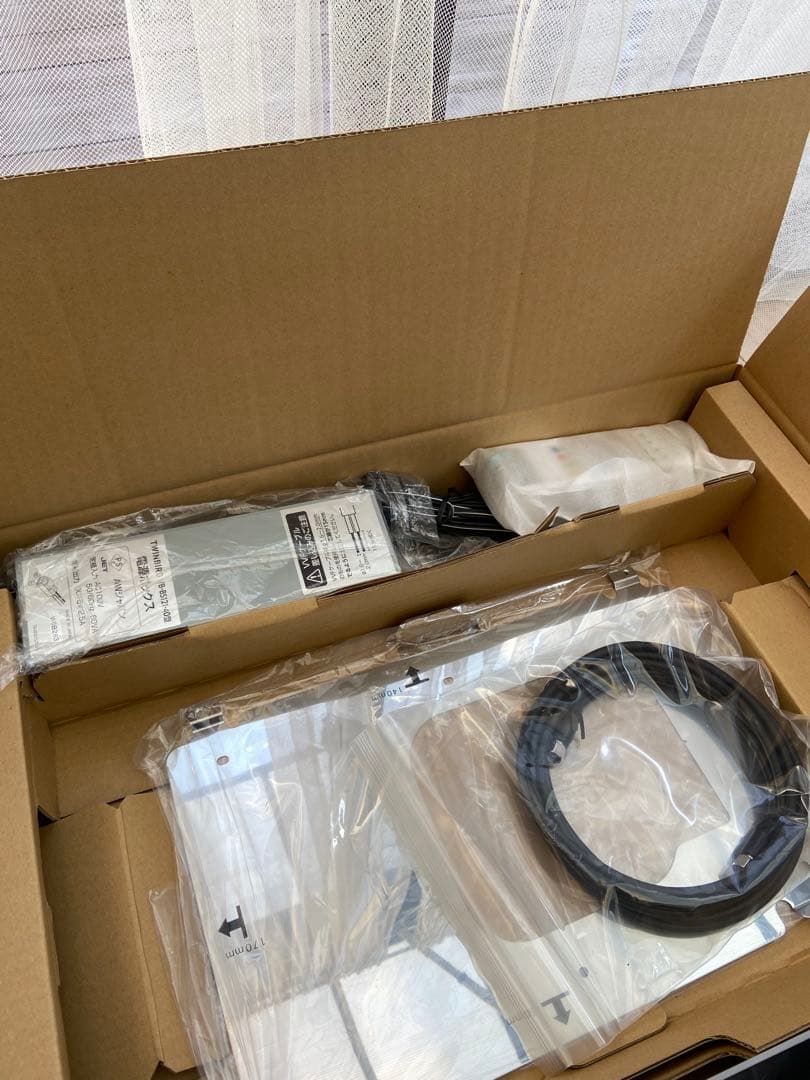 TWINBIRD VB-BS169 16V型液晶テレビ(中古品)