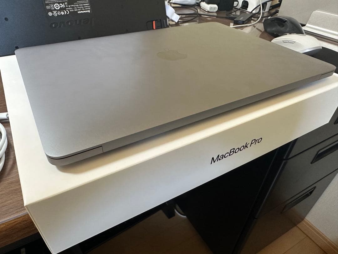 MacBook本体 MacBook Pro 2020 13inch