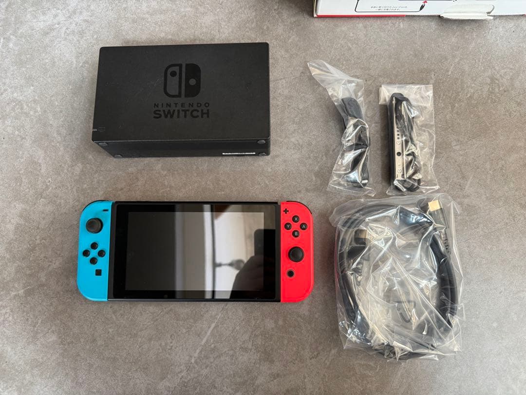 Nintendo Switch 本体 格安にてお出しします