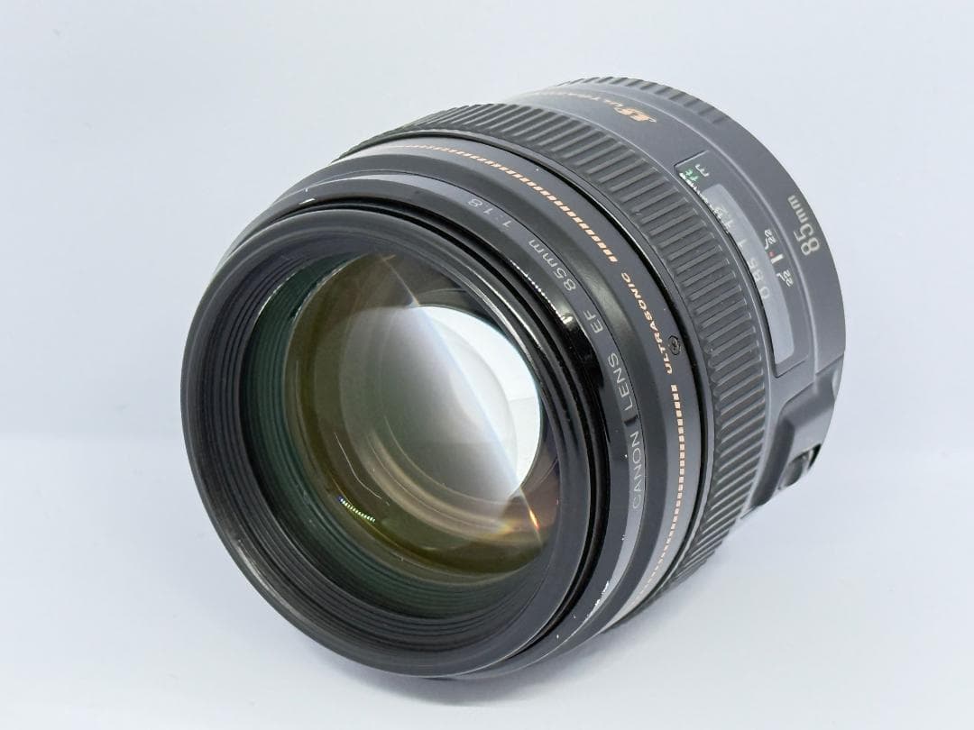 ⭐️Canon EF 85mm f/1.8 レンズ⭐️
