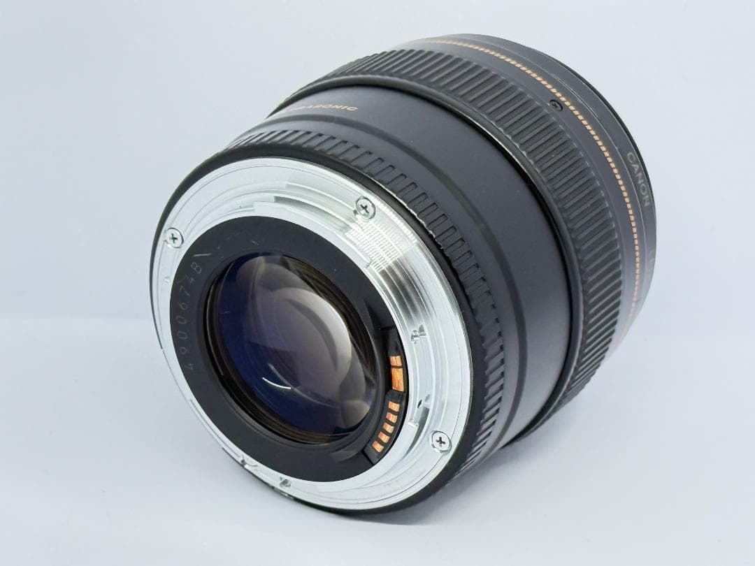 ⭐️Canon EF 85mm f/1.8 レンズ⭐️