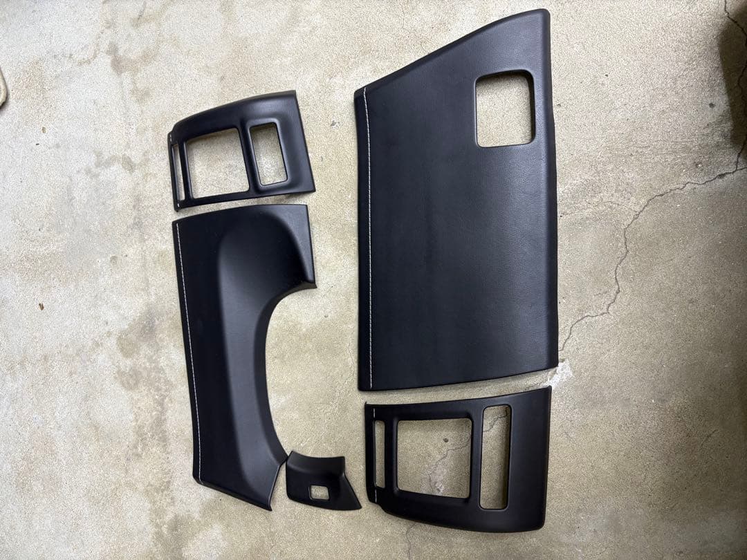 プリウスα インテリアパネル 純正オプション 前期後期