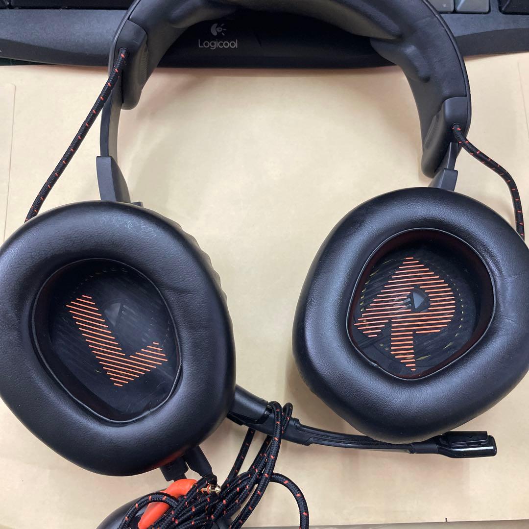 JBL純正Quantum ONEゲーミングヘッドセット