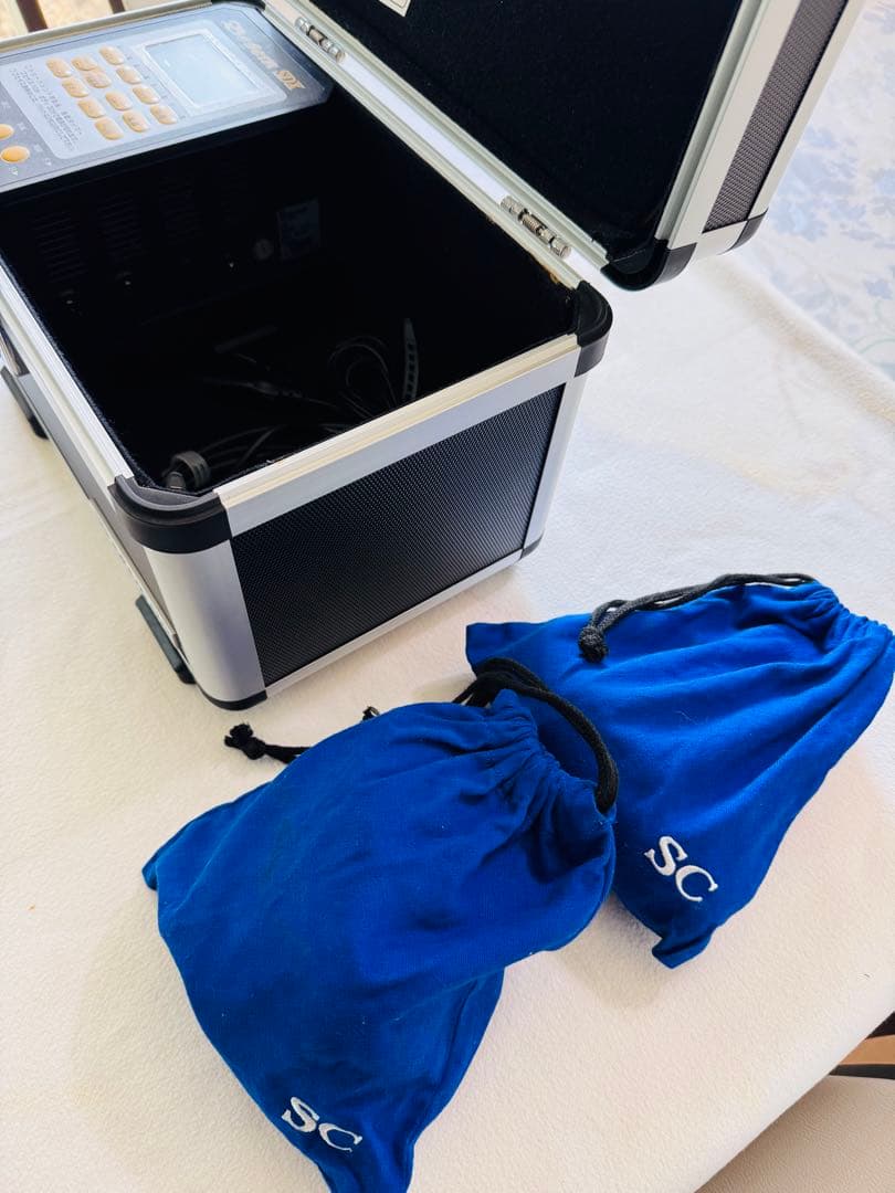 ベセム SDX フェイシャルビューティーデバイス - 超音波、RF、冷却機能