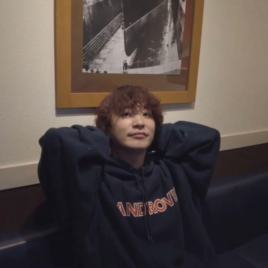 深瀬着用 Land Rover Champion リバースウィーブ フーディ