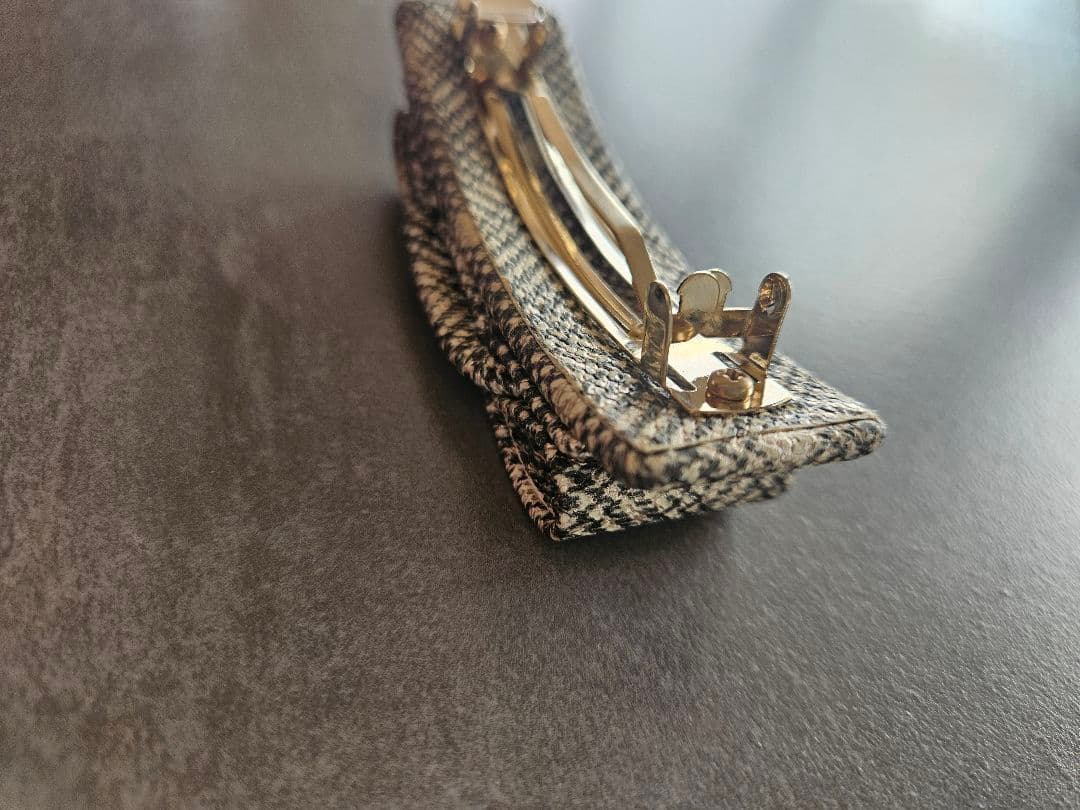 フェラガモ　リボンバレッタ