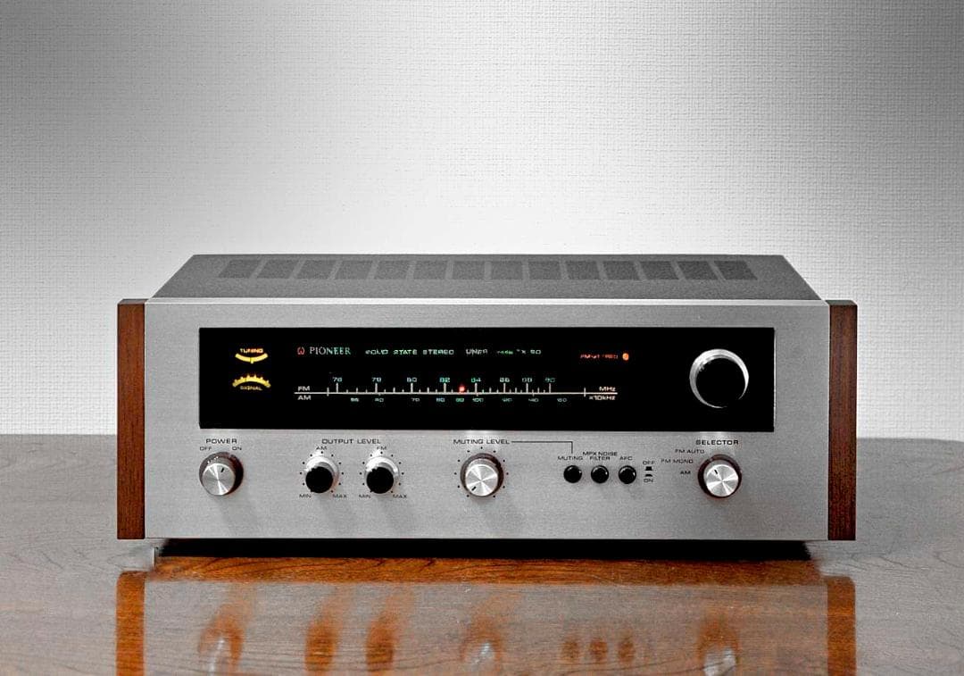 ★PIONEER ビンテージ チューナー TX-90 の持つことの魅力　３♪