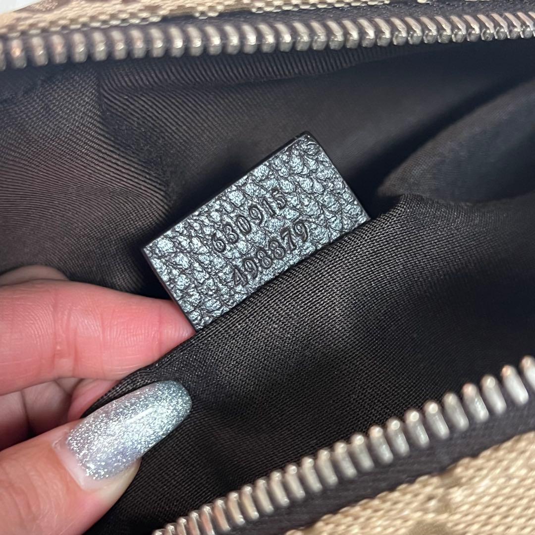 GUCCI GGキャンバス ボディバッグ 極美品