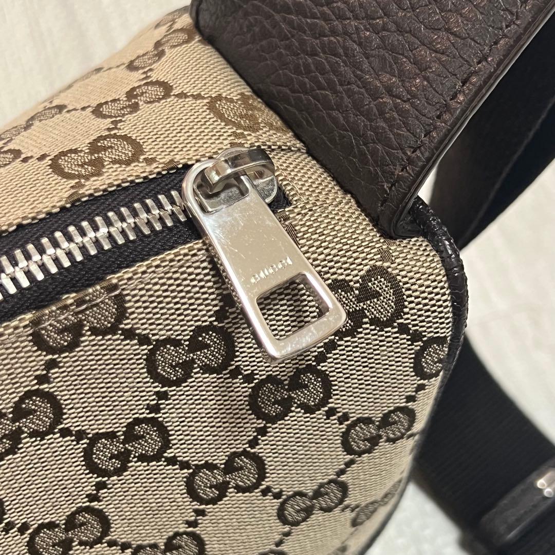 GUCCI GGキャンバス ボディバッグ 極美品