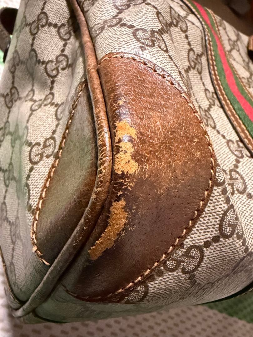 GUCCI グッチ鍵付きボストンバッグ