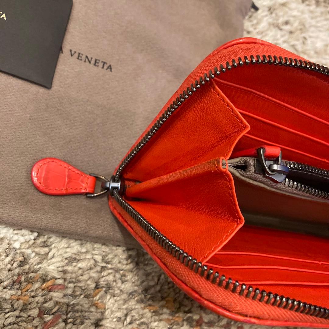 jt様　　　Bottega Veneta レッド 長財布　クロコ