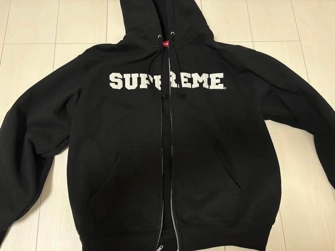 Supreme ブラック ジップフーディー/パーカー