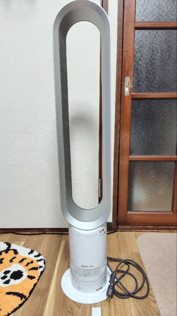 【最終価格】ダイソンCool 羽根のない扇風機 AM07