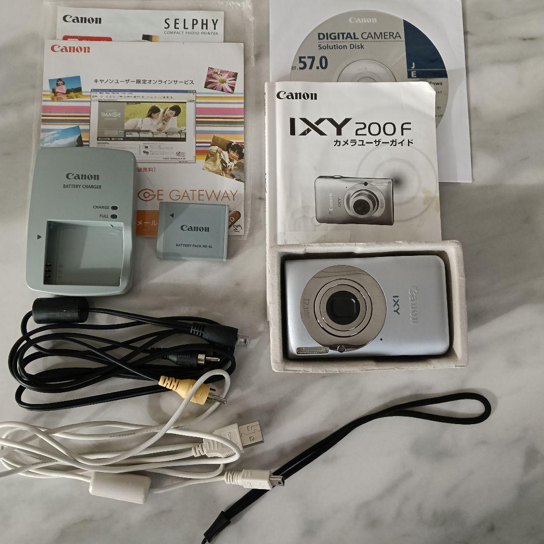 Canon コンパクトデジタルカメラ IXY 200F