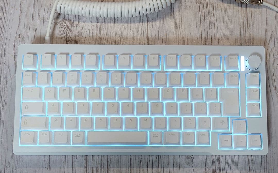 キーボード ULTRA PLUS UP-MKGA75MTL-RT