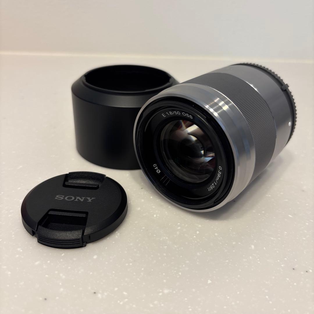 ★Sony a6400 ダブルズームレンズキット　ミラーレス　一眼　4Kシルバー