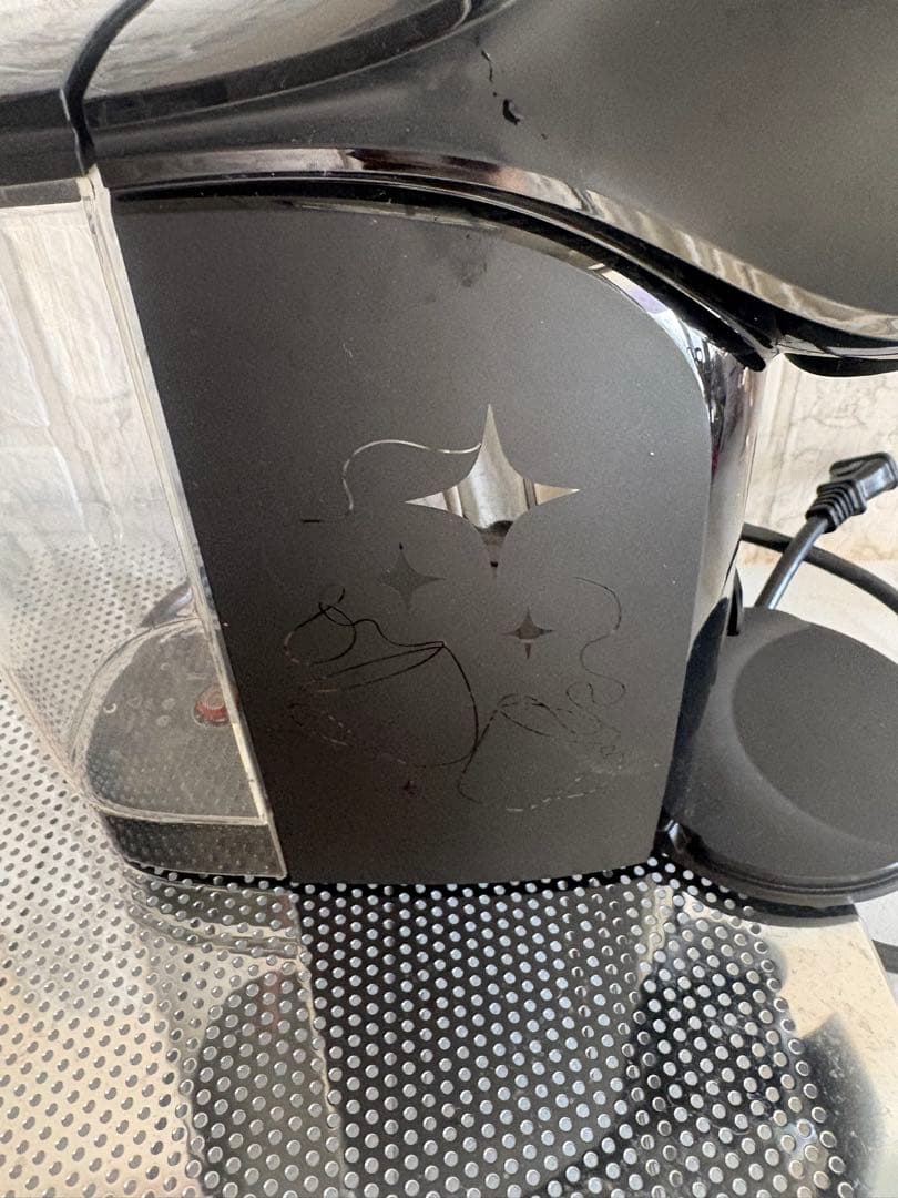 ネスレドルチェグスト ジェニオエス スター とカプセルトレー、カプセル10個付き