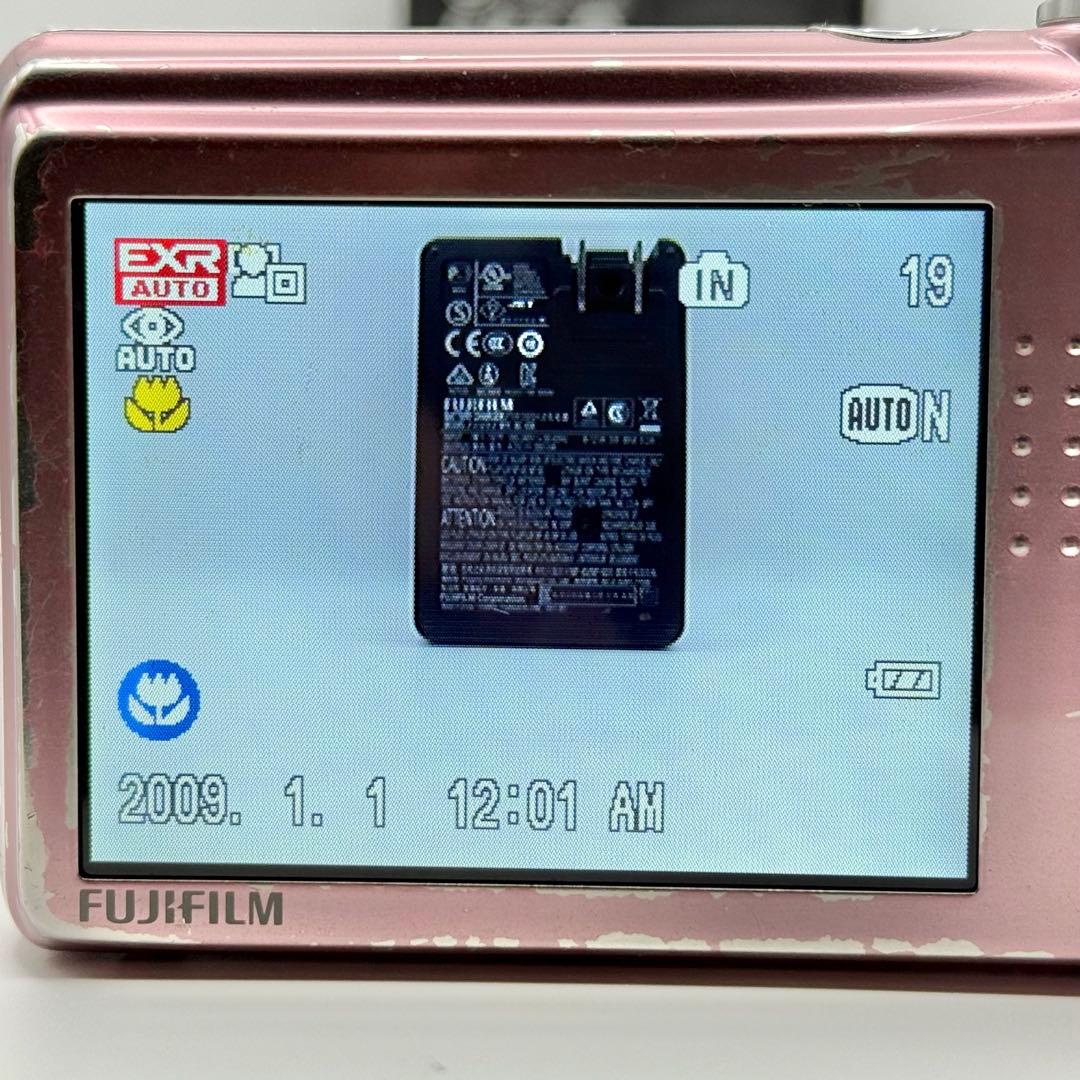 【箱付き】FUJIFILM Finepix F70EXR ピンク 動作確認済み