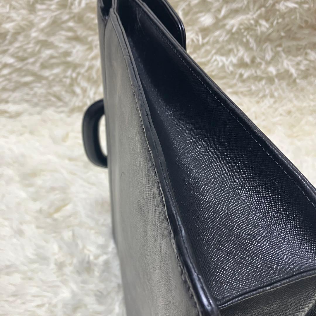 バーバリー ビジネスバッグ ブリーフケース サフィアーノレザー 鍵付き A4 黒