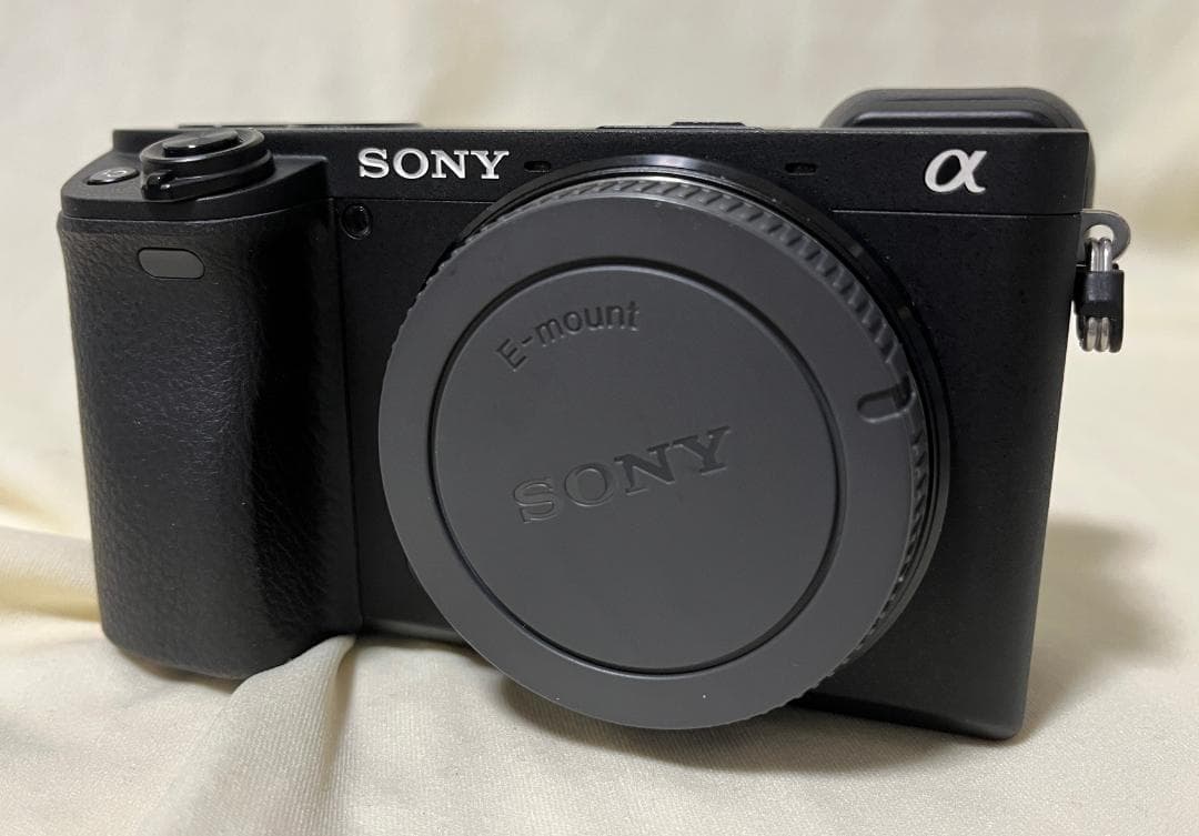 【中古】SONY a6400 ILCE-6400Y(B)ダブルズームレンズキット