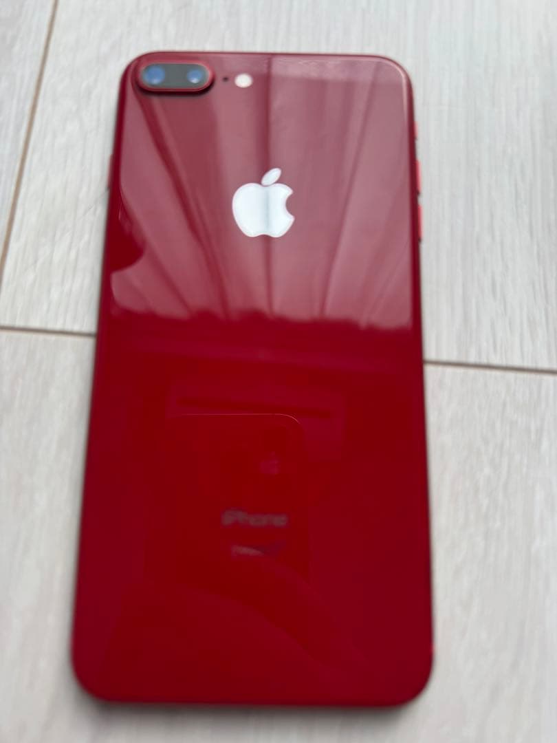 iPhone 8 Plus 64G SIMフリー　レッド