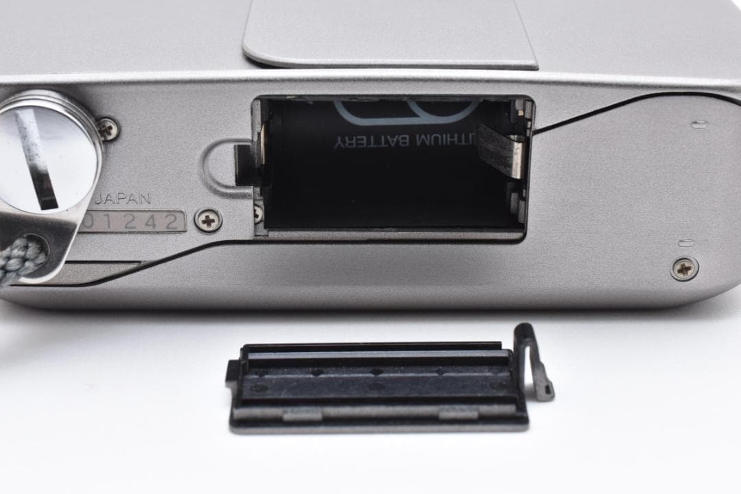 ★極上美品★ FUJIFILM フジフイルム CARDIA mini TIARA