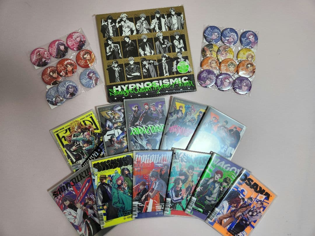 ヒプノシスマイクCD11枚＋缶バッジ18種＋スリーブケース2個