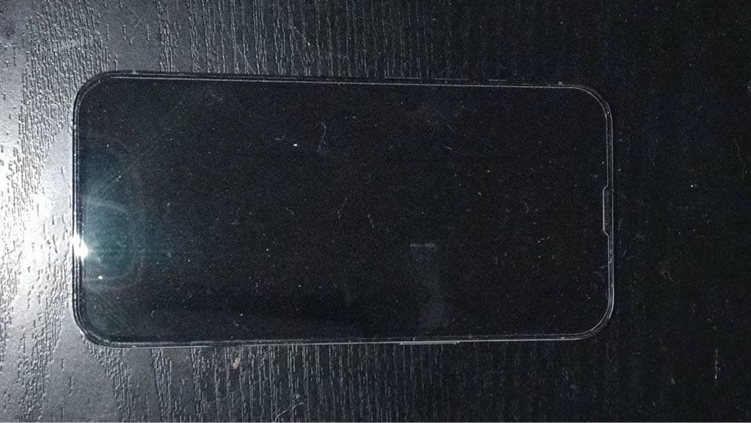 iPhone13Pro 256GB 背面割れ