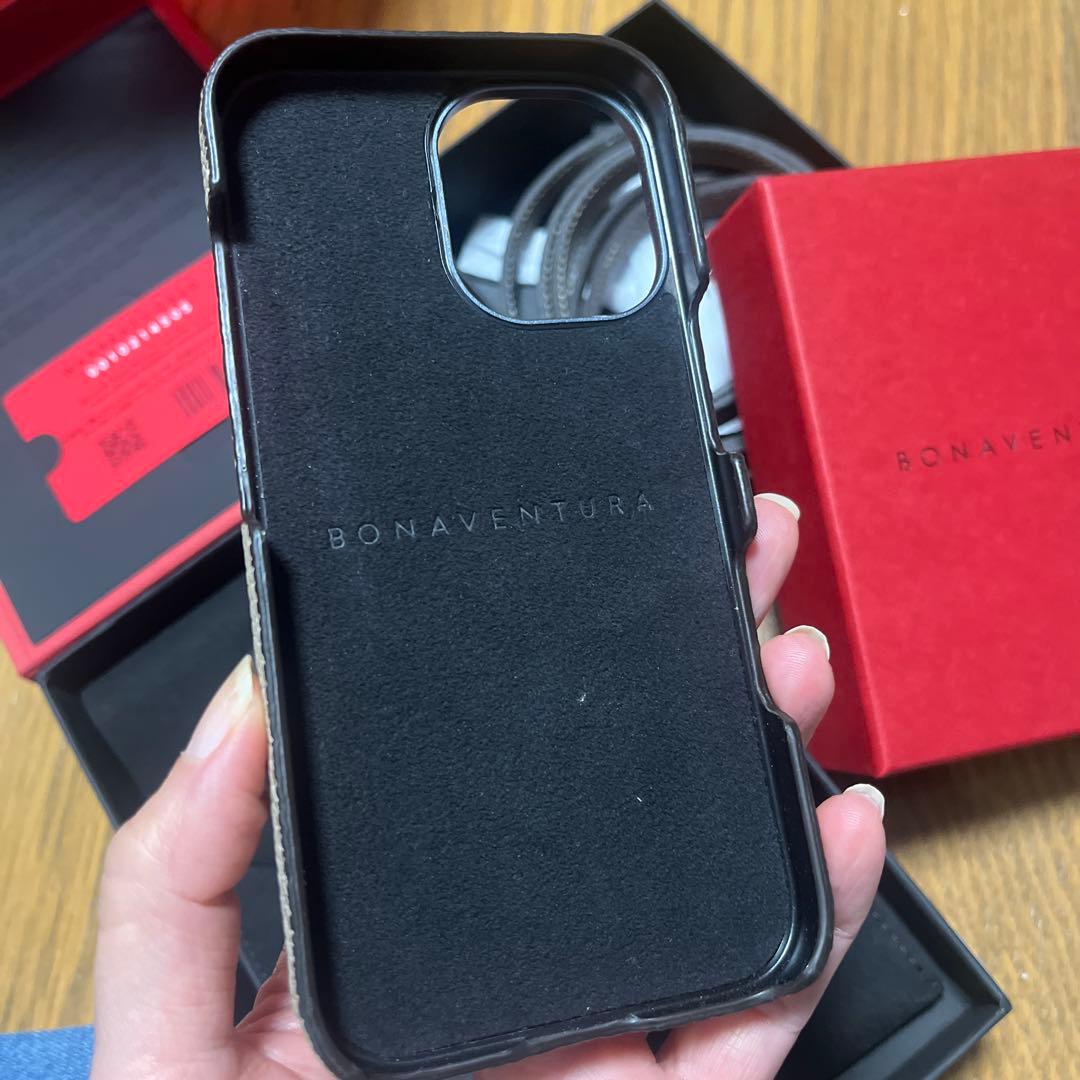 BONAVENTURA iPhone16用ケース&ストラップほぼ新品
