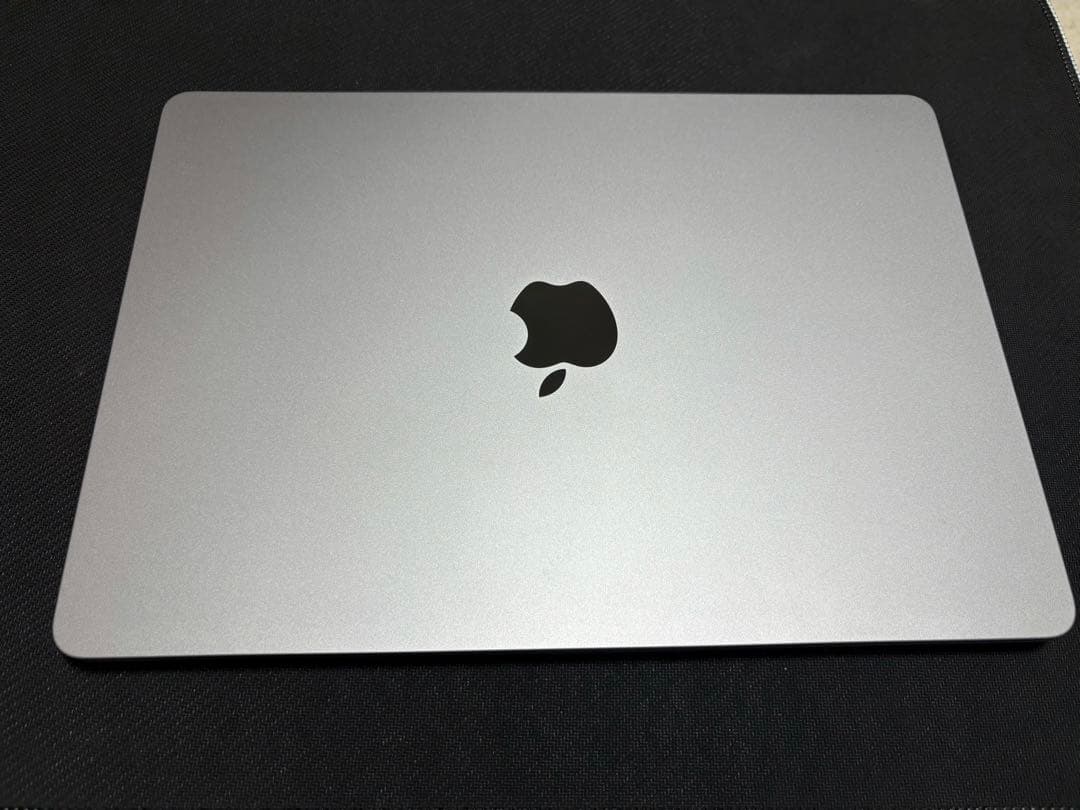 MacBook Air m2 13.6インチ 8GB 256GB