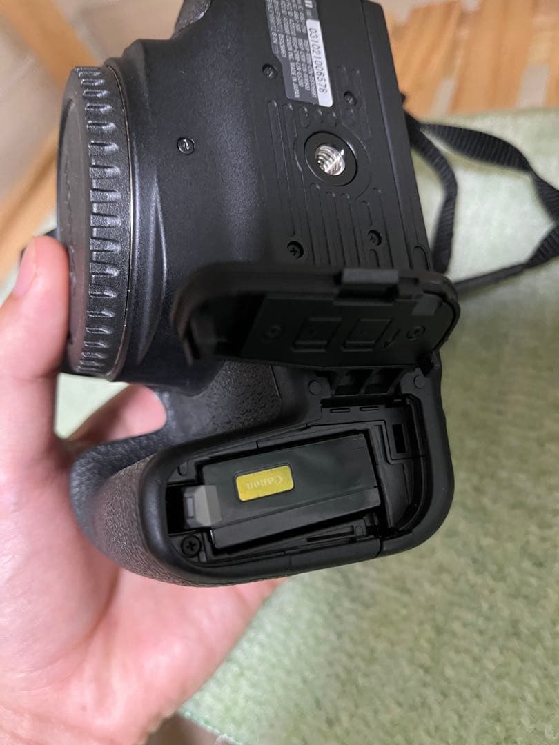 T*.様 【最終値下げ!!】EOS kiss x9i 美品 標準レンズキット