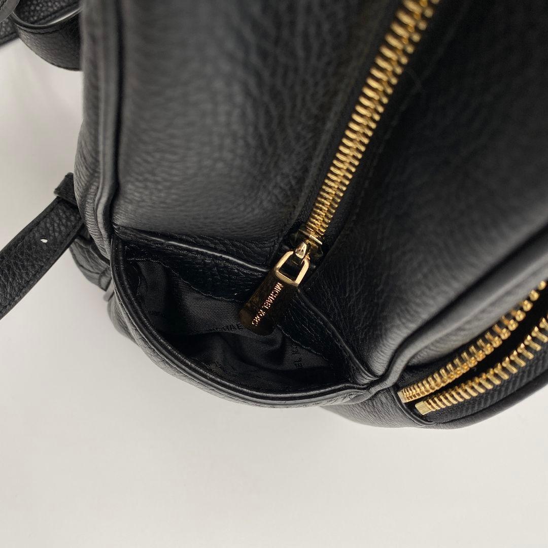 未使用級 マイケルコース アビー リュック バックパック レザー 黒 ロゴ金具
